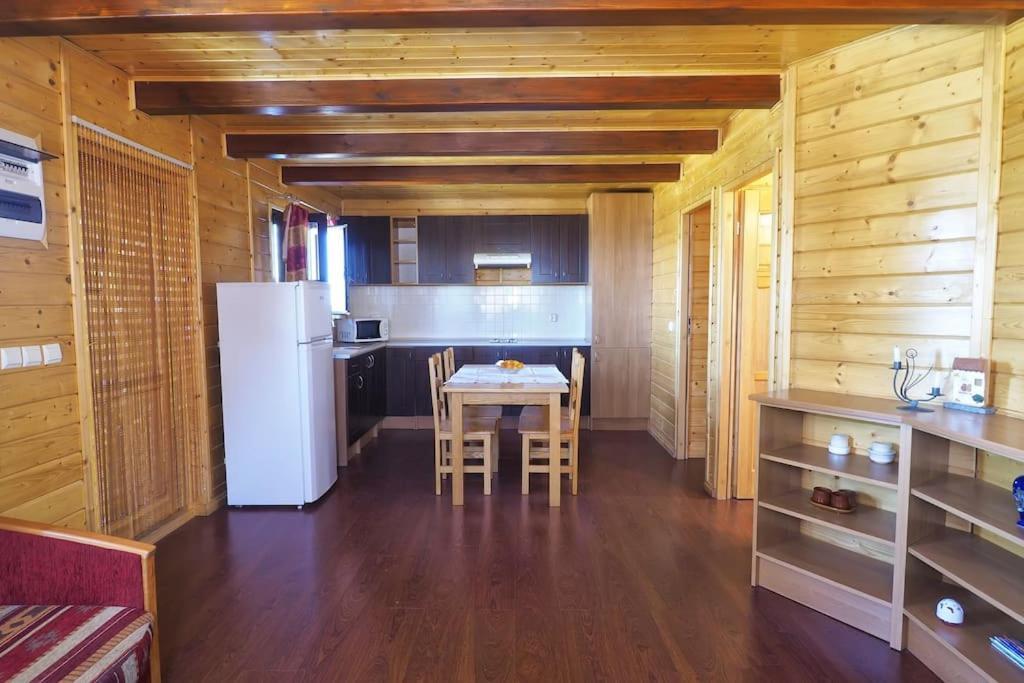 Вилла Cozy House With Private Pool Аренас Экстерьер фото